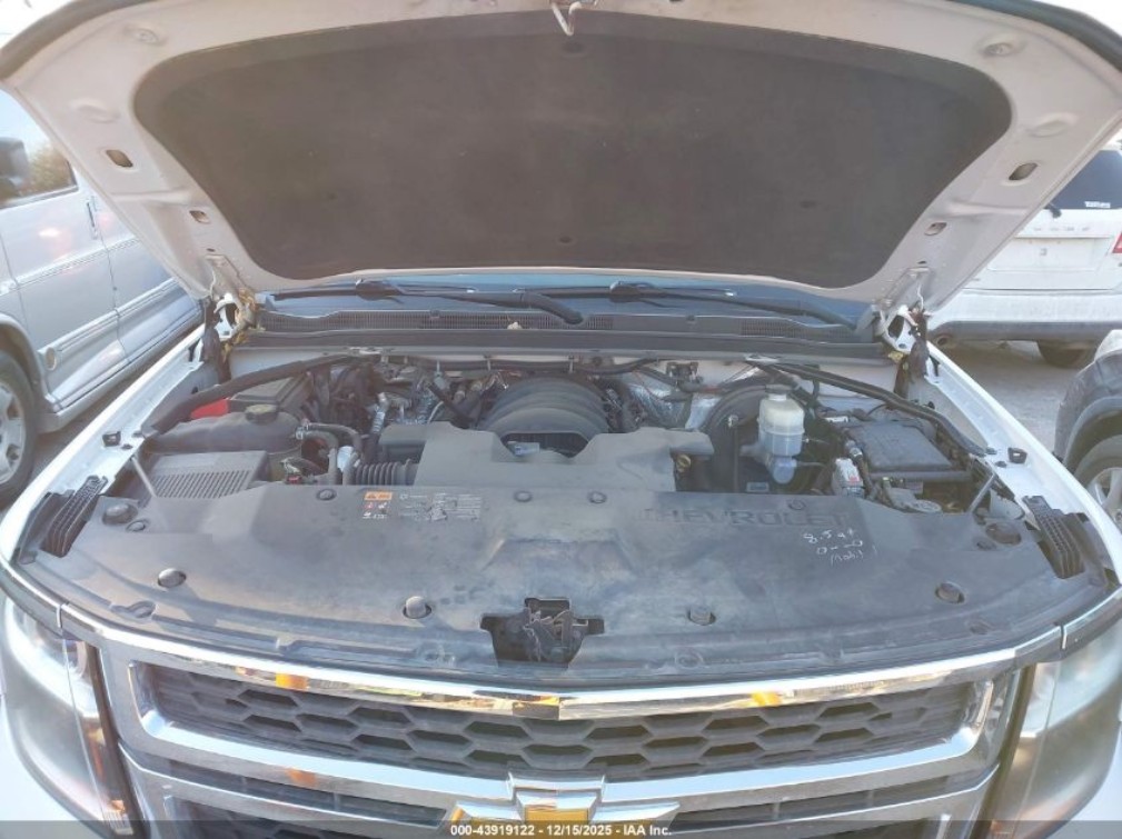 Additional photo of vehicle.