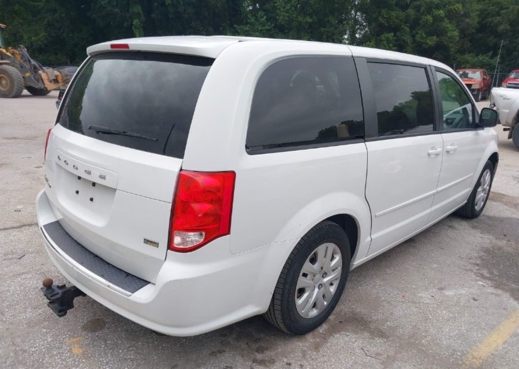 Additional photo of vehicle.