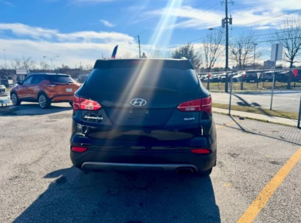 Additional photo of vehicle.