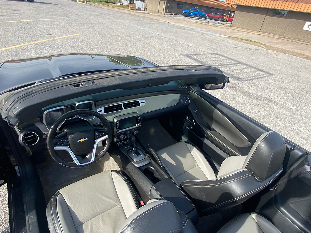 2015 Chevrolet Camaro 2LT - Photo 14