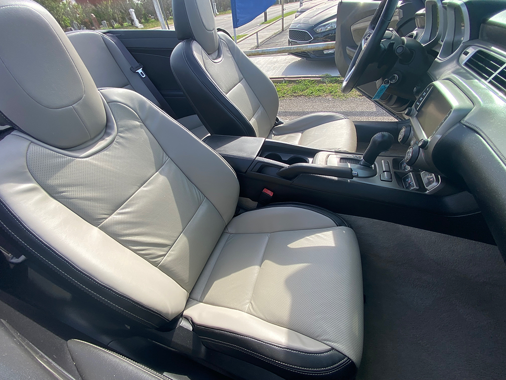 2015 Chevrolet Camaro 2LT - Photo 20