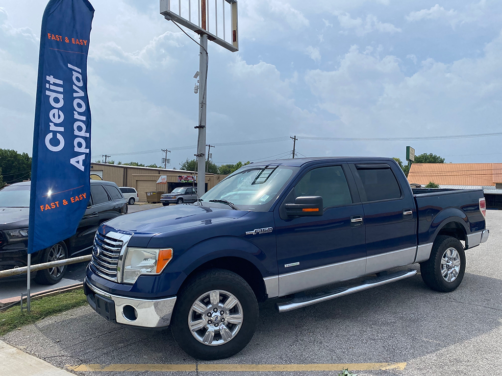 2012 Ford F-150 XLT SuperCrew 145-in's photo