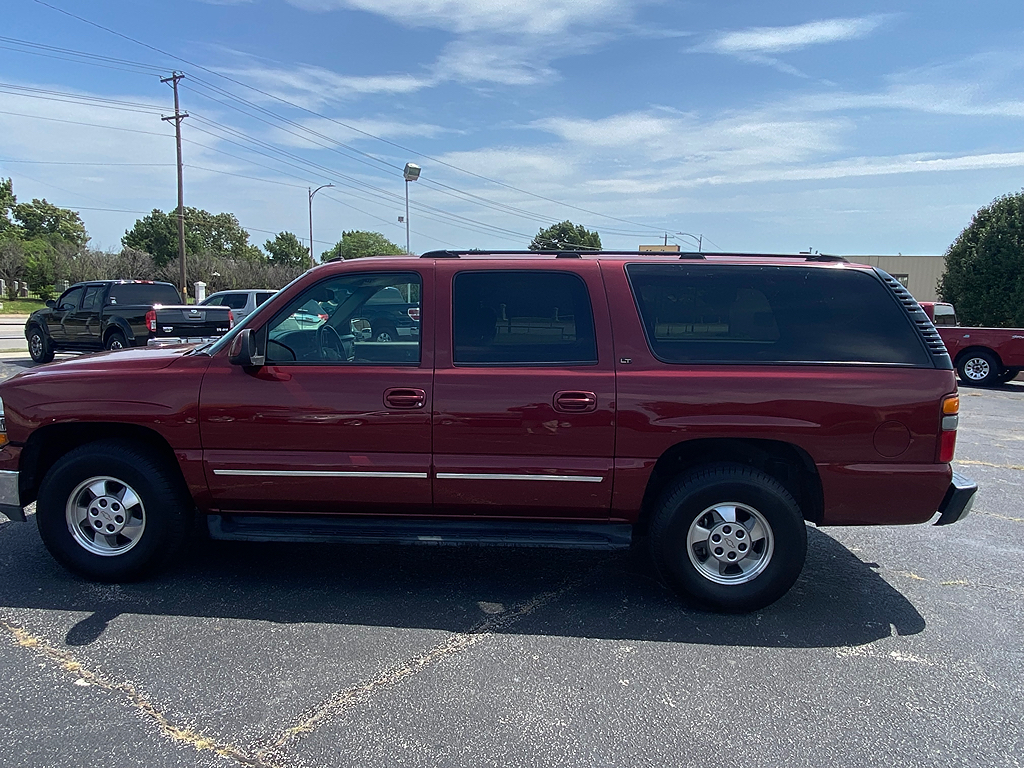 Additional photo of vehicle.