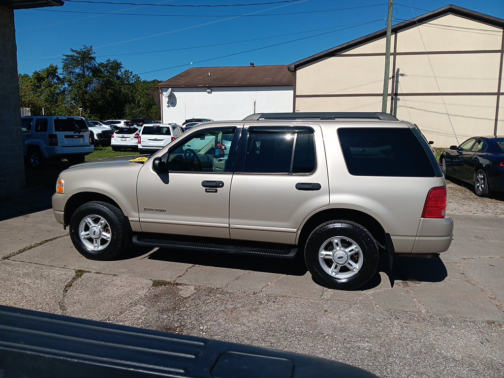 2005 Ford Explorer