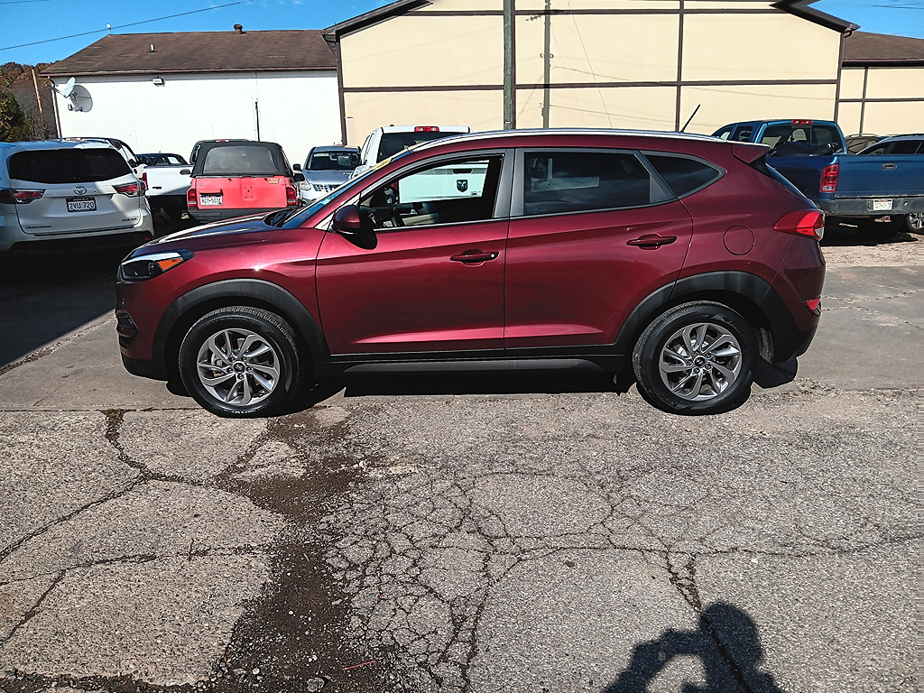 2016 Hyundai Tucson SE