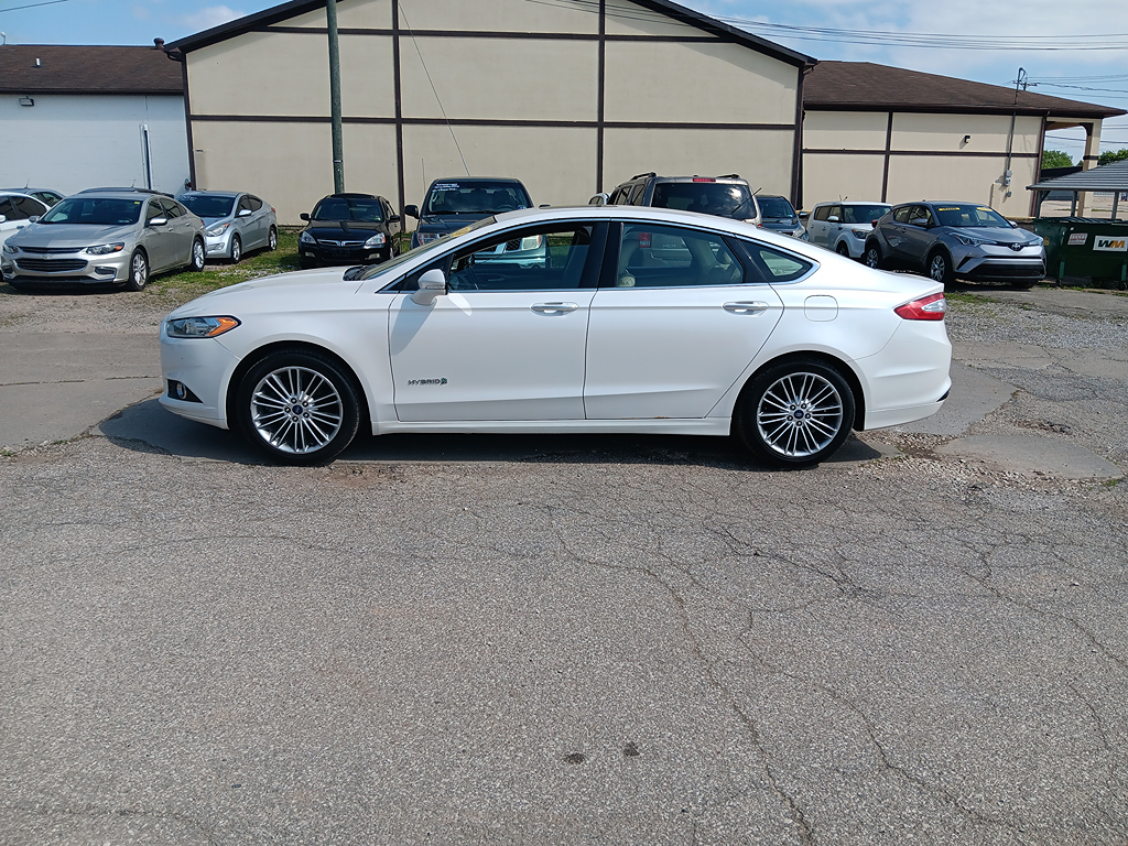 2014 Ford Fusion SE Hybrid's photo