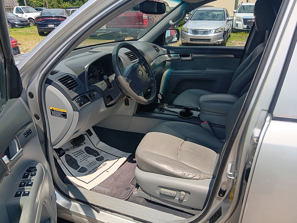 2009 Kia Borrego EX - Photo 8