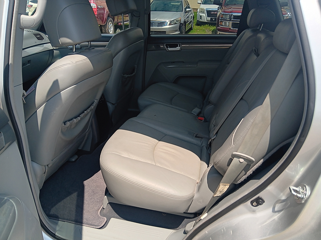 2009 Kia Borrego EX - Photo 9