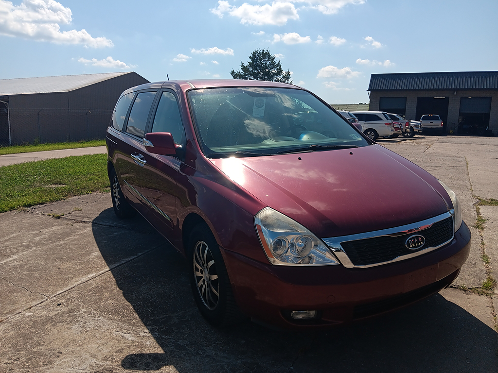 Additional photo of vehicle.