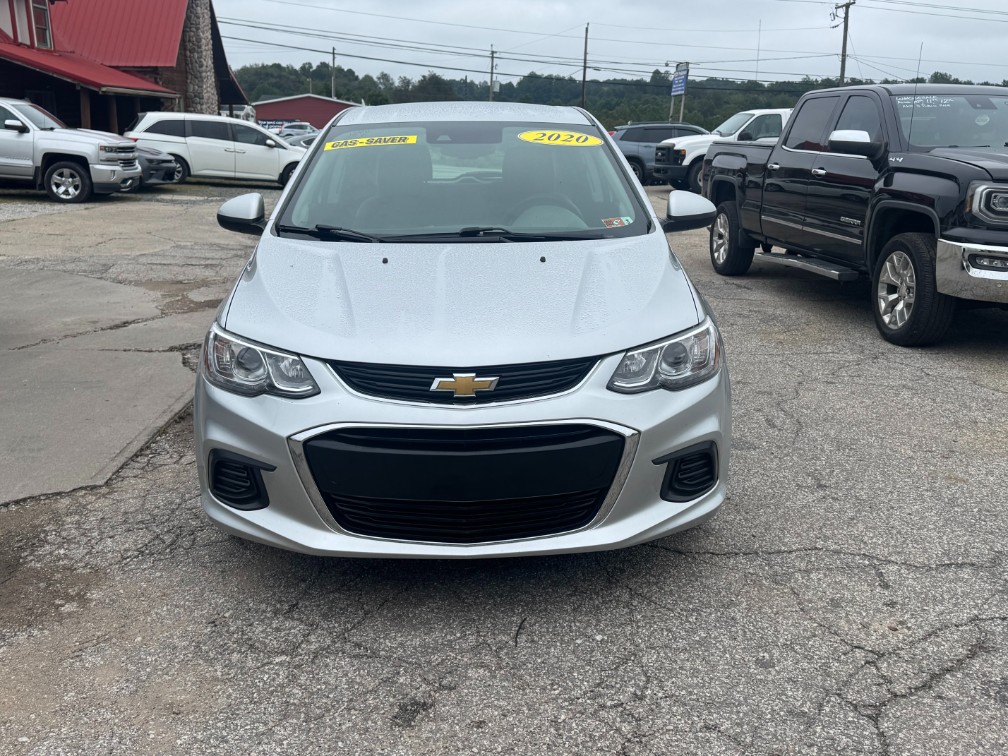 Additional photo of vehicle.