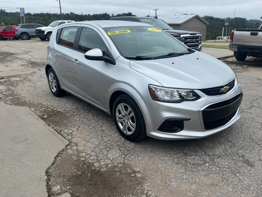 Additional photo of vehicle.