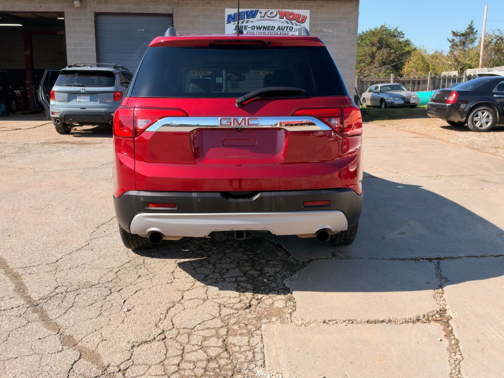 Additional photo of vehicle.