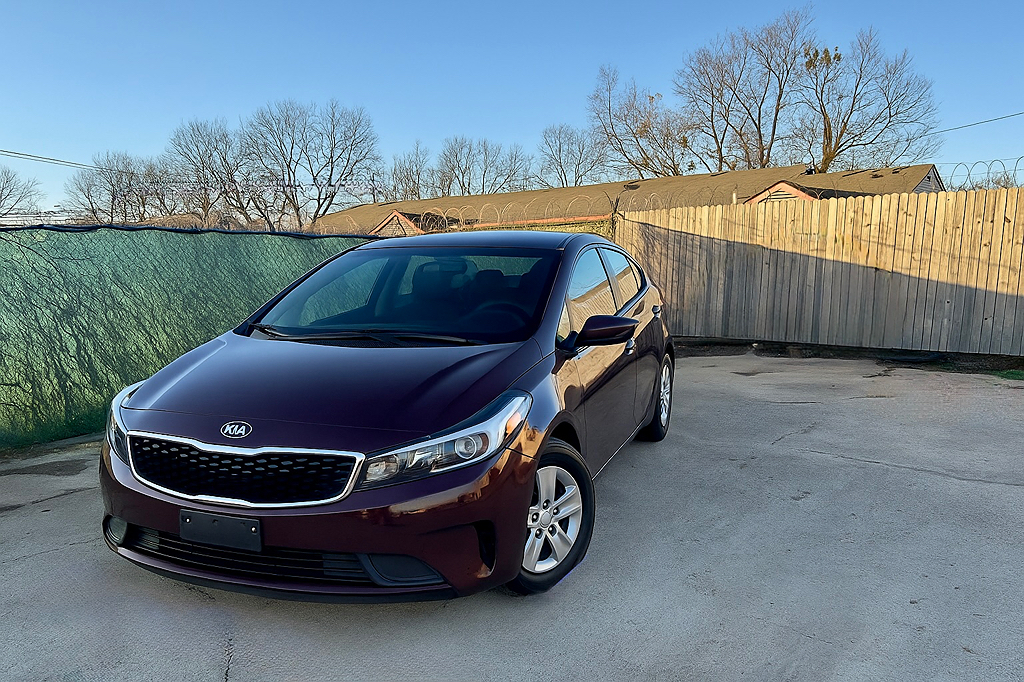 2018 Kia FORTE LX's photo