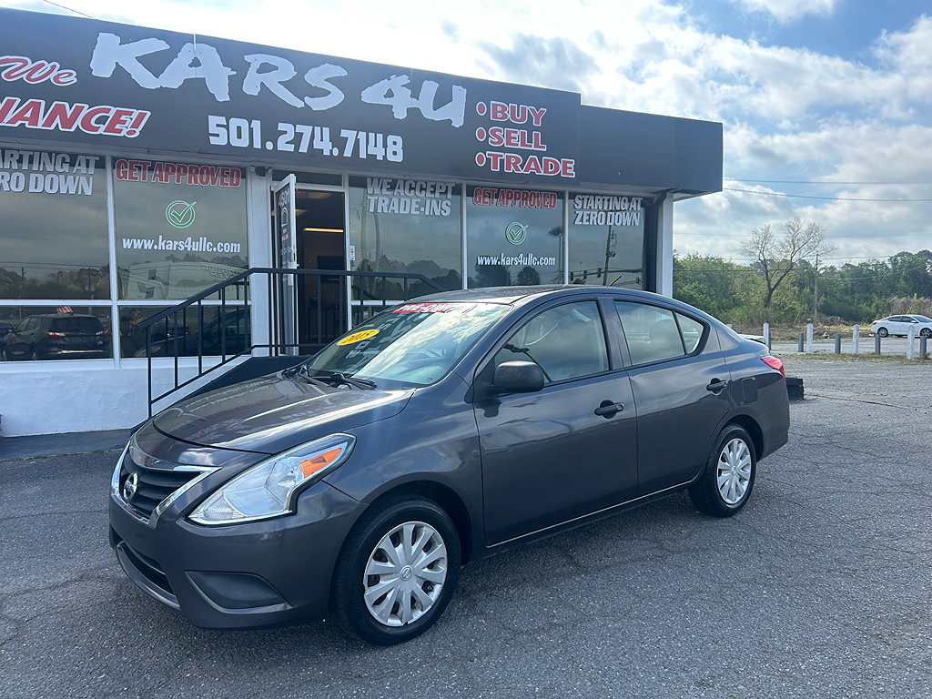 2015 Nissan Versa 1.6 S Plus CVT's photo