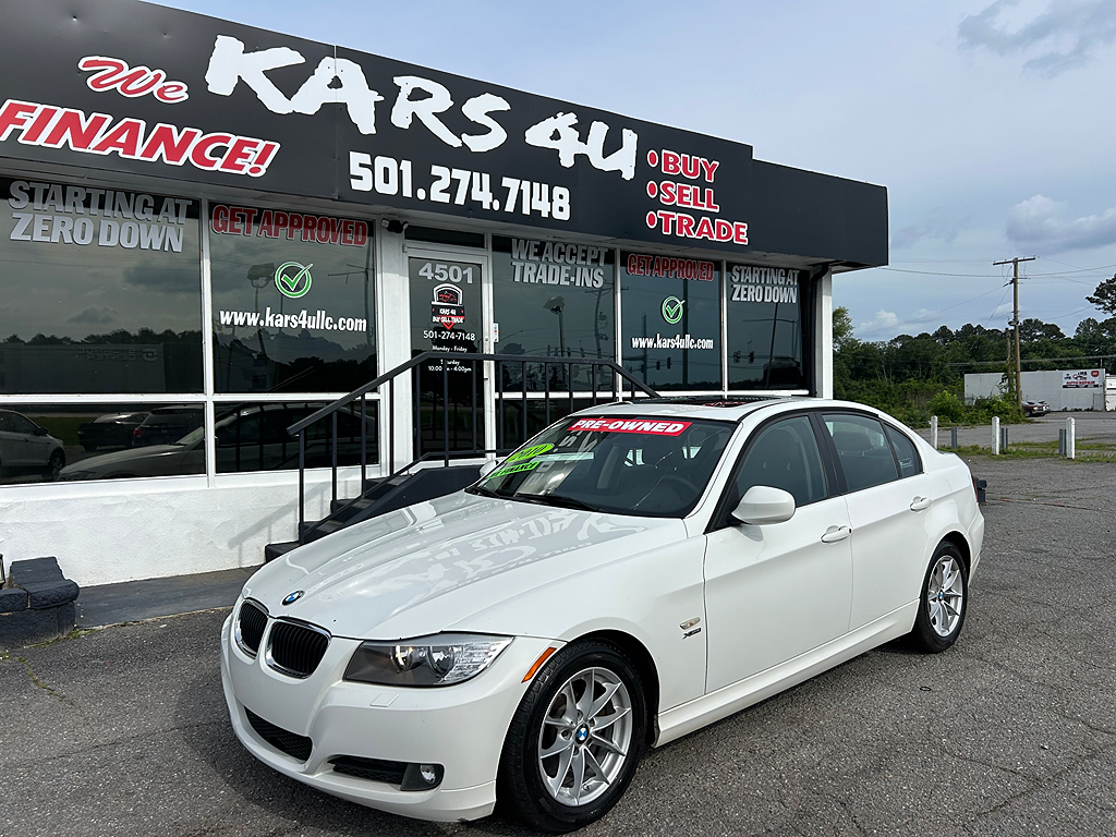 2010 BMW 3 Series 328i xDrive Sedan's photo