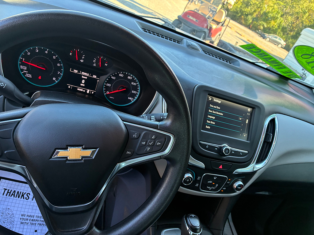 2018 Chevrolet Equinox LS - Photo 6