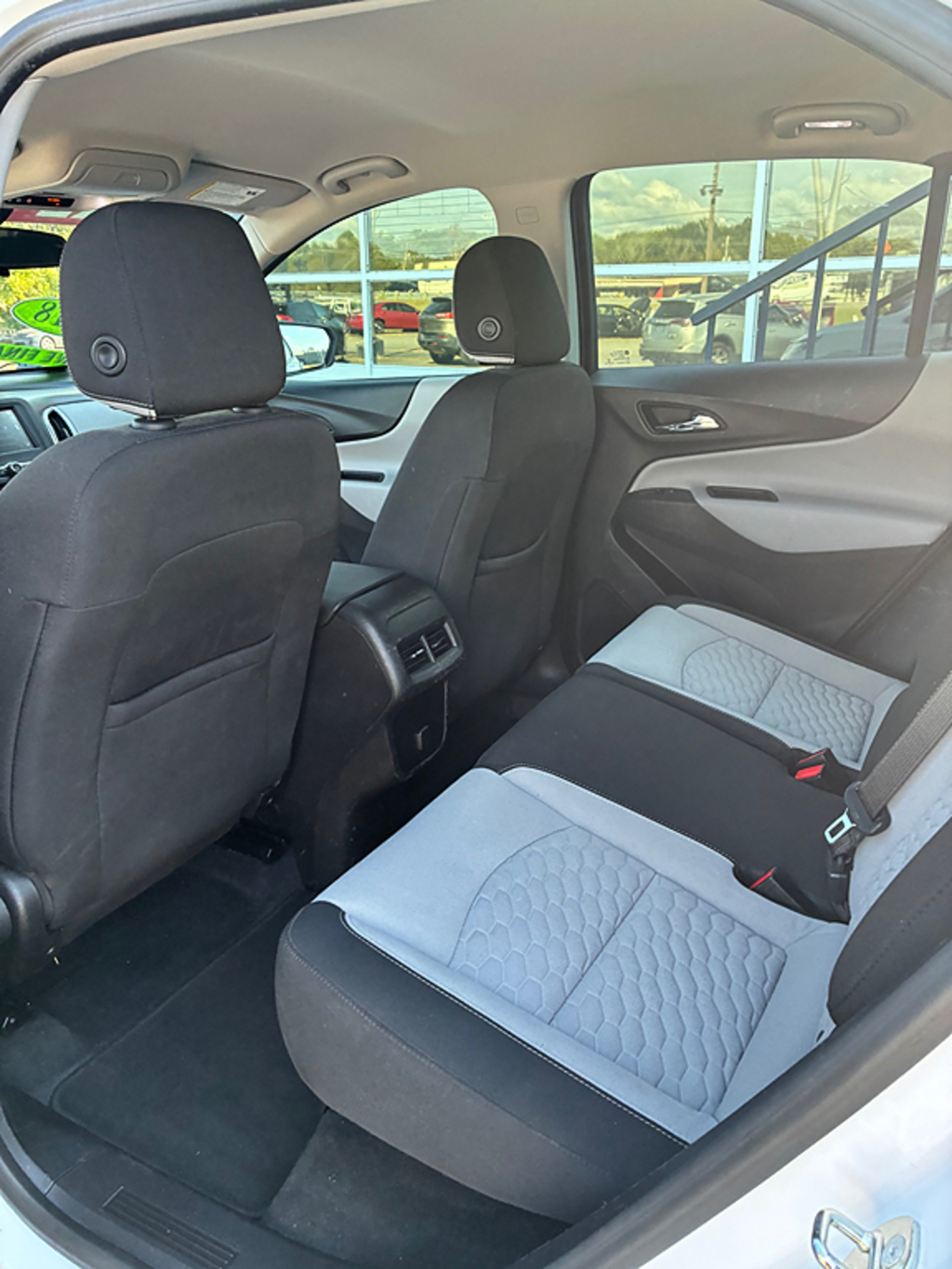 2018 Chevrolet Equinox LS - Photo 7
