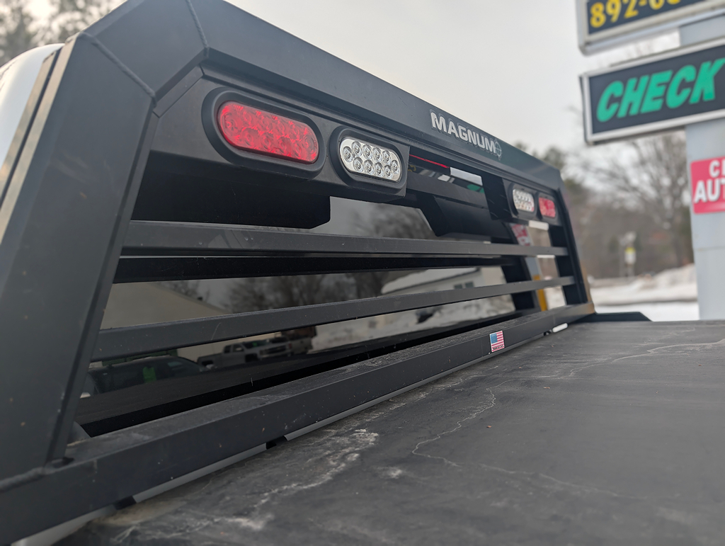 Additional photo of vehicle.