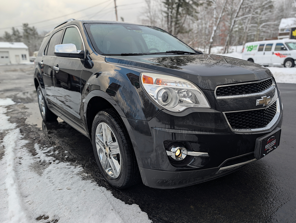 Additional photo of vehicle.
