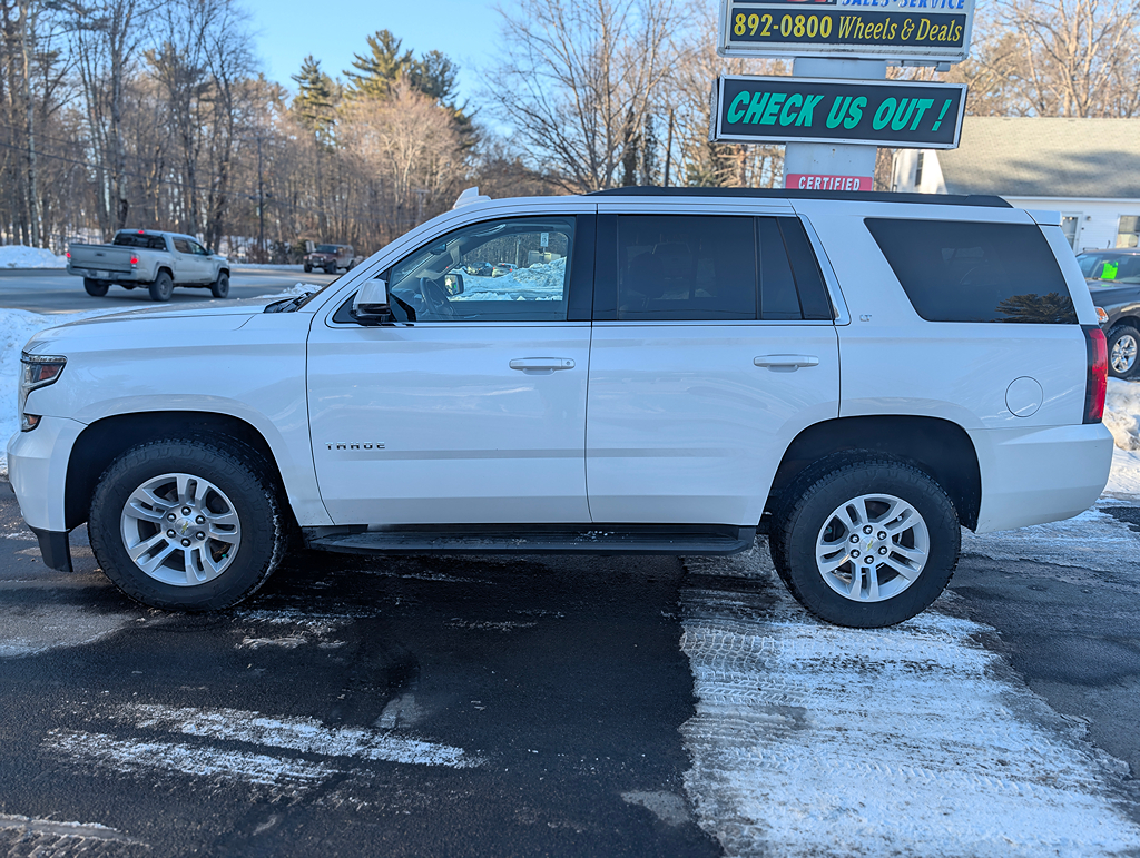 Additional photo of vehicle.