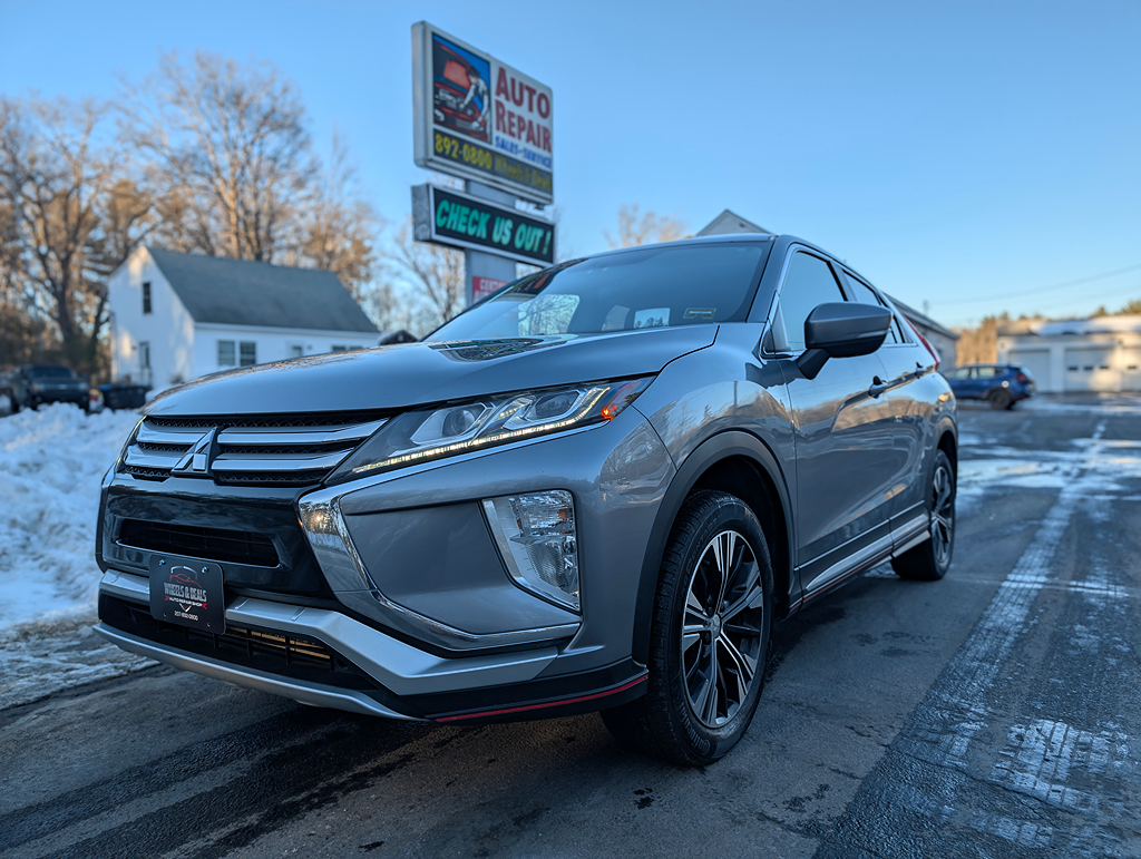 2018 Mitsubishi Eclipse Cross SEL S-AWC's photo