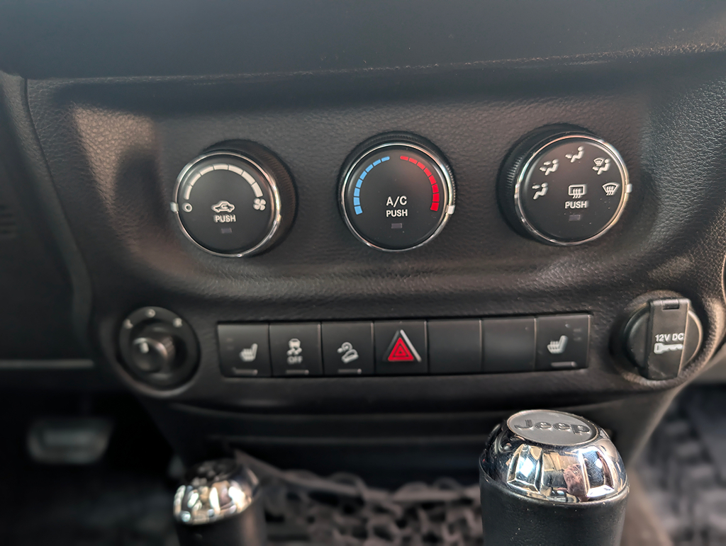 2018 Jeep Wrangler JK Unlimited Sport S - Photo 15