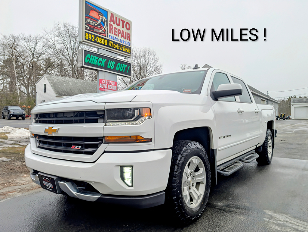 2017 Chevrolet Silverado 1500 LT 4X4 Crew Cab Short Box's photo
