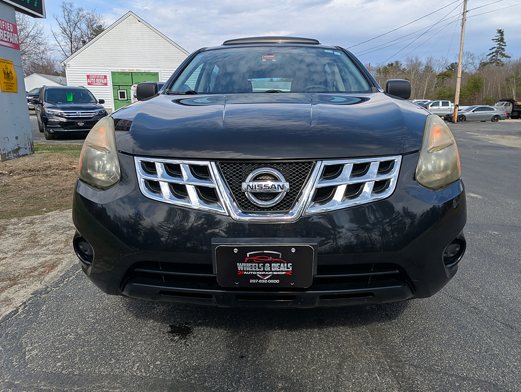 Additional photo of vehicle.