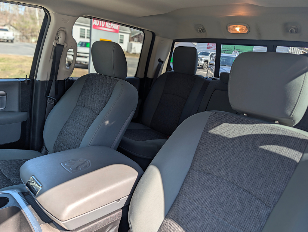 2016 RAM Ram 1500 Pickup Big Horn - Photo 14