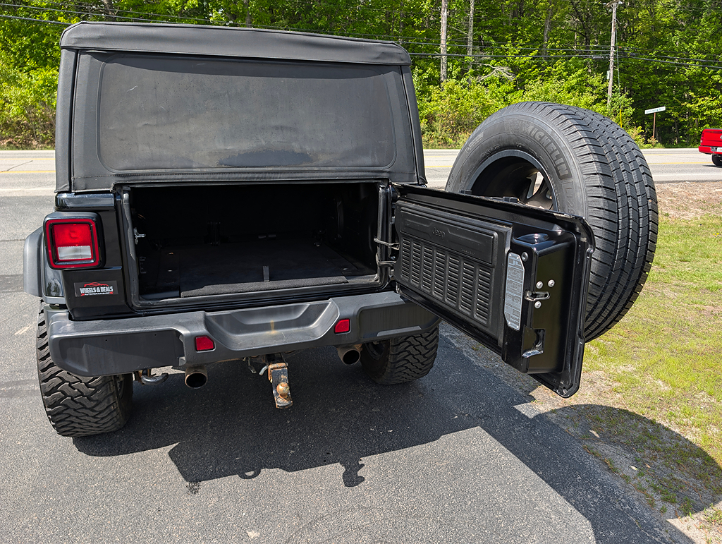 2018 Jeep All-New Wrangler Unlimited Sahara - Photo 6