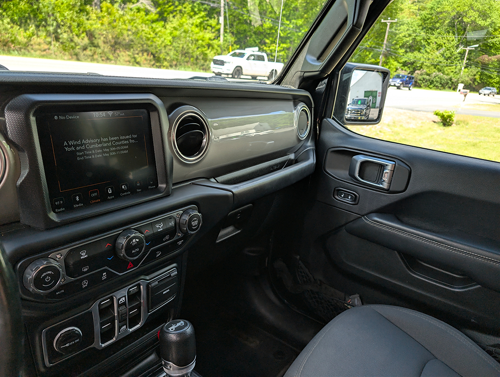 2018 Jeep All-New Wrangler Unlimited Sahara - Photo 12