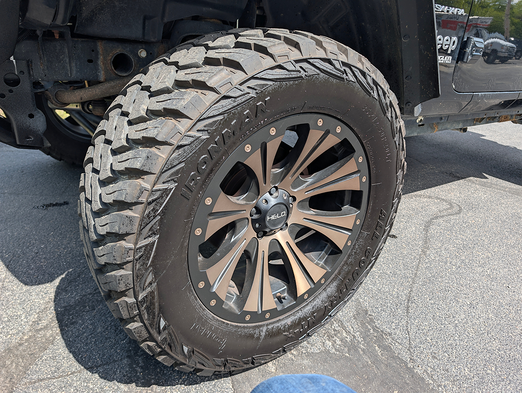 2018 Jeep All-New Wrangler Unlimited Sahara - Photo 18
