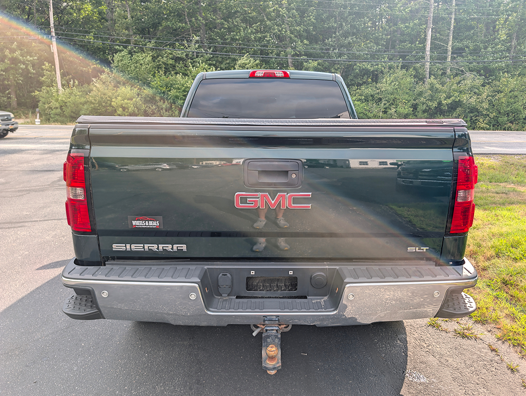 Additional photo of vehicle.