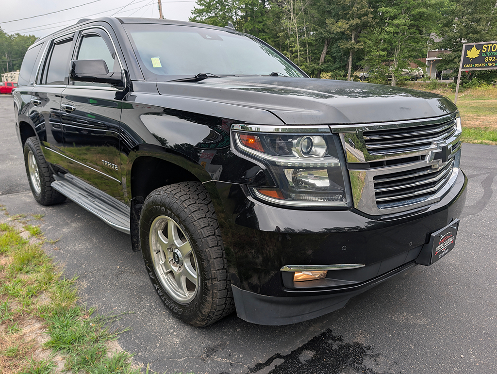 Additional photo of vehicle.