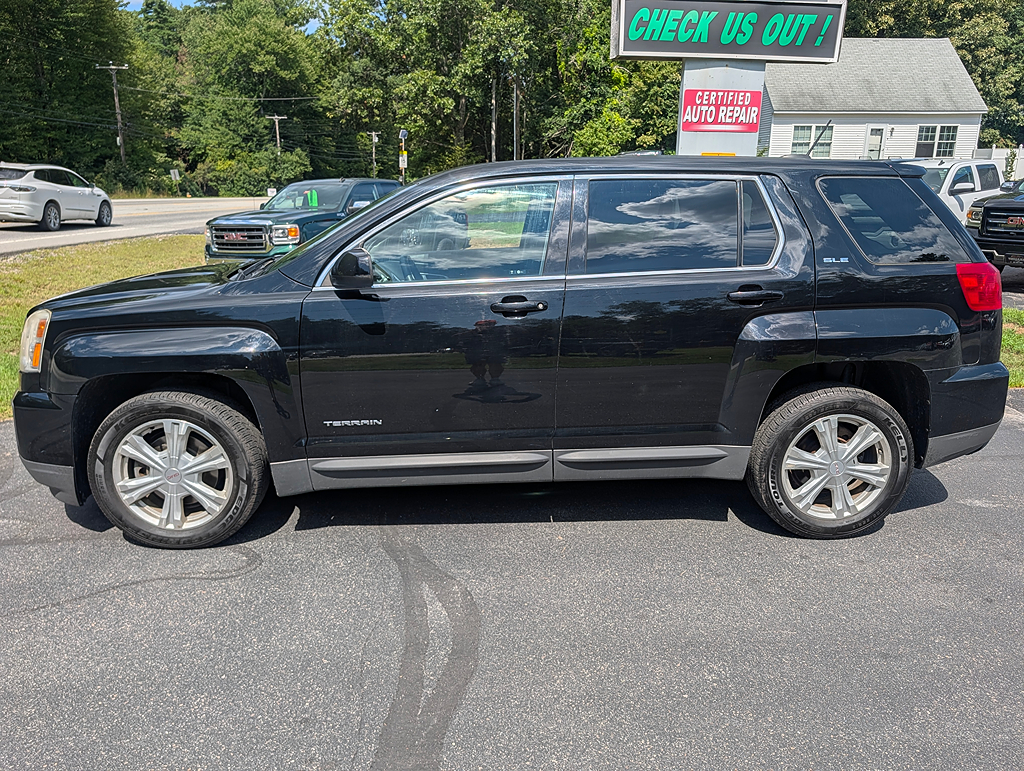 Additional photo of vehicle.