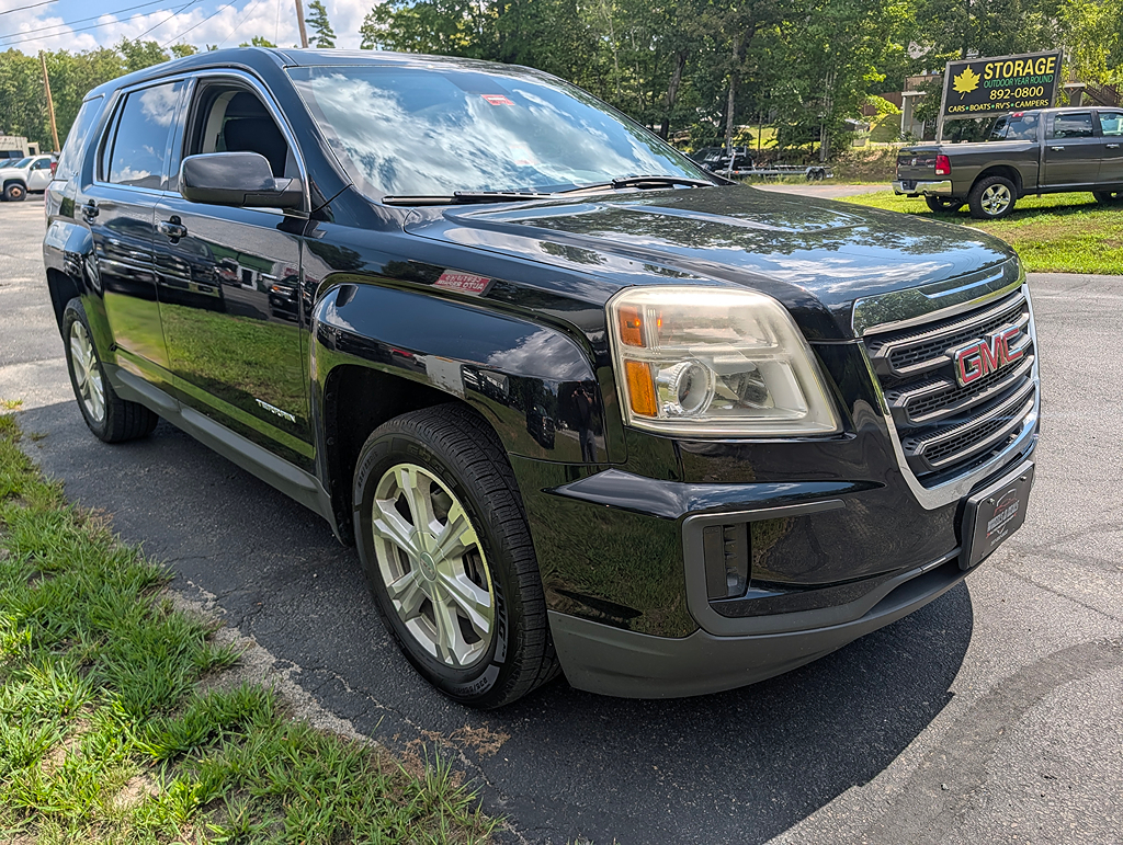 Additional photo of vehicle.