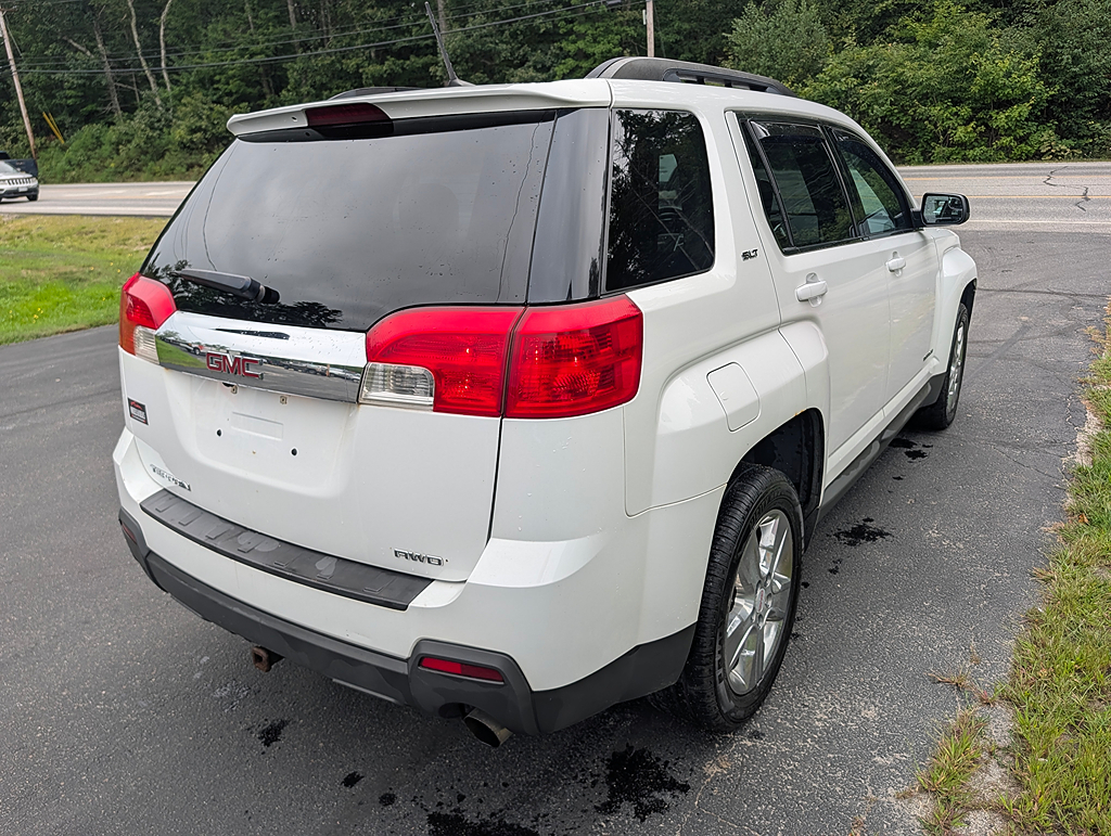 Additional photo of vehicle.