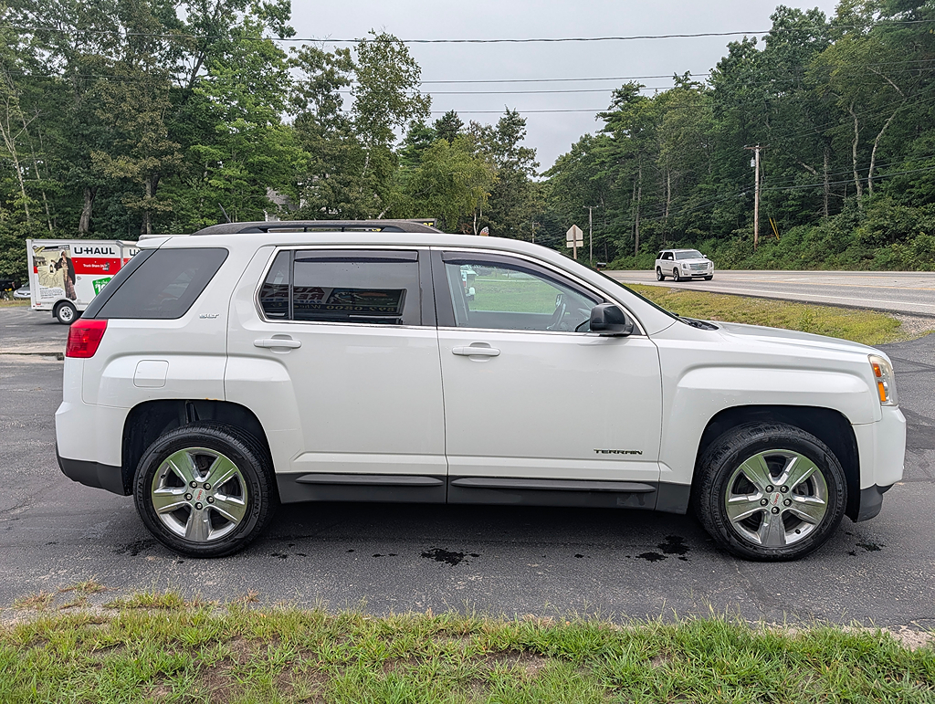 Additional photo of vehicle.