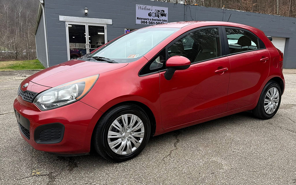 2013 Kia Rio 5-Door LX's photo