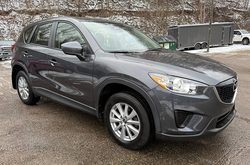 2014 Mazda CX-5 Sport's photo