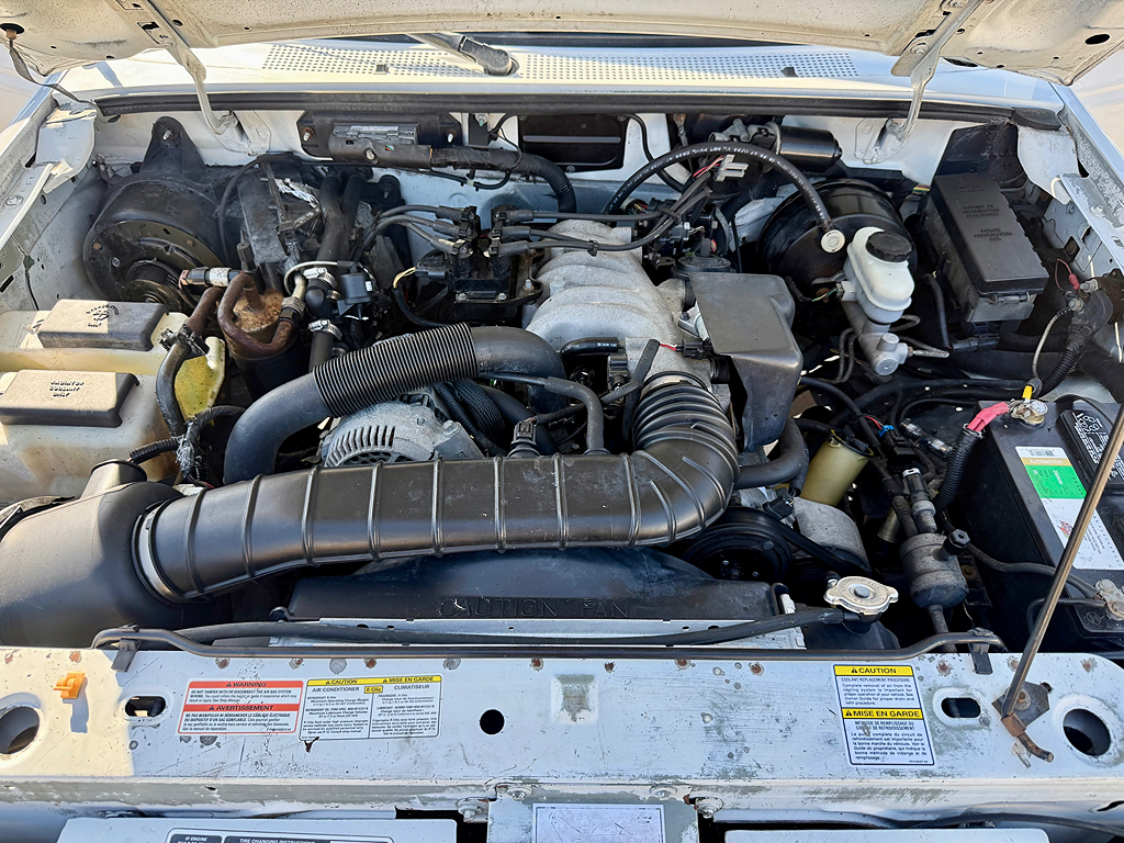 Additional photo of vehicle.