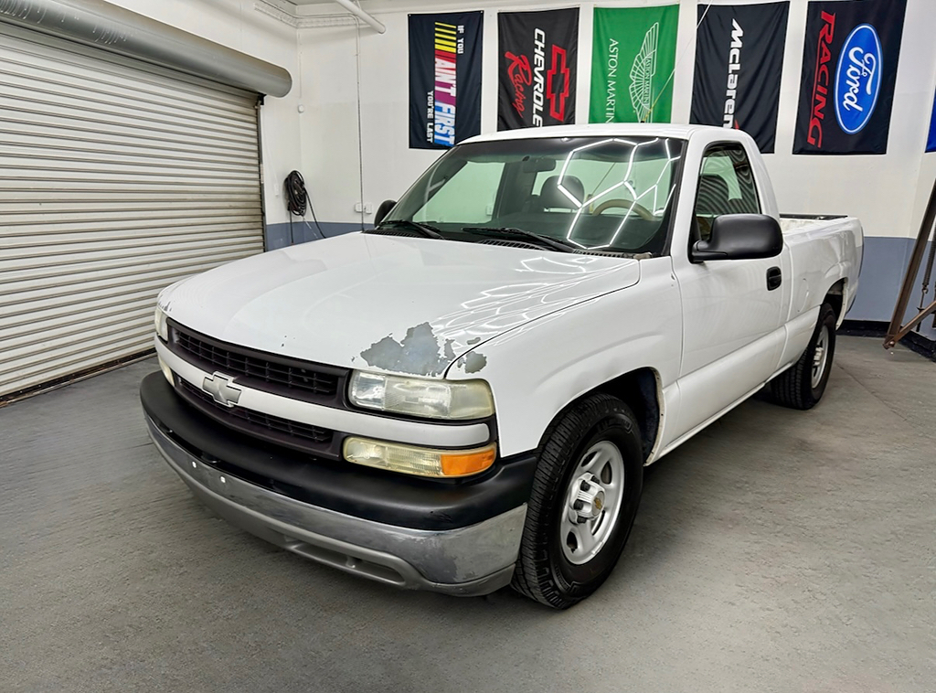 2001 Chevrolet Silverado's photo