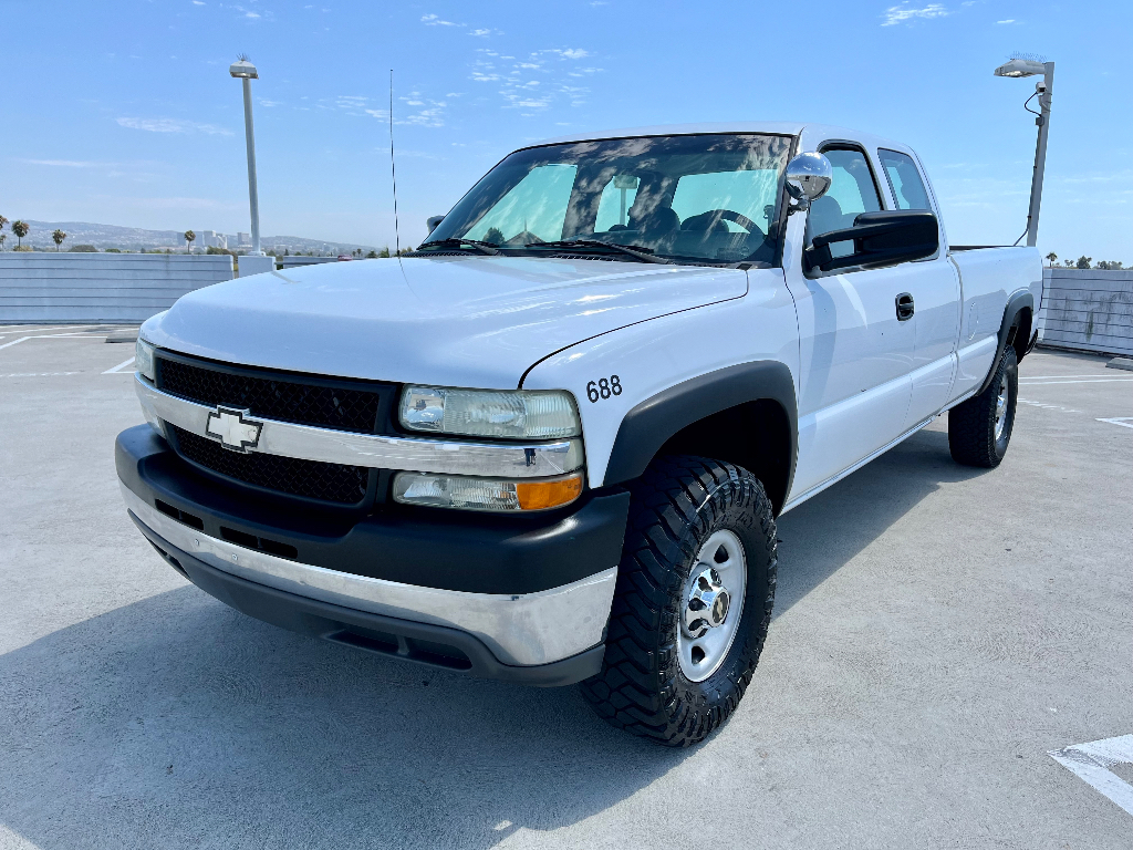 2002 Chevrolet Silverado 2500HD's photo