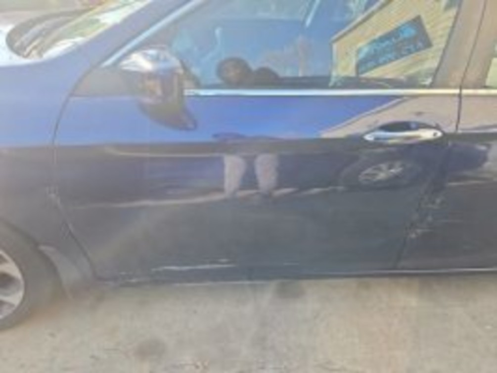 Additional photo of vehicle.