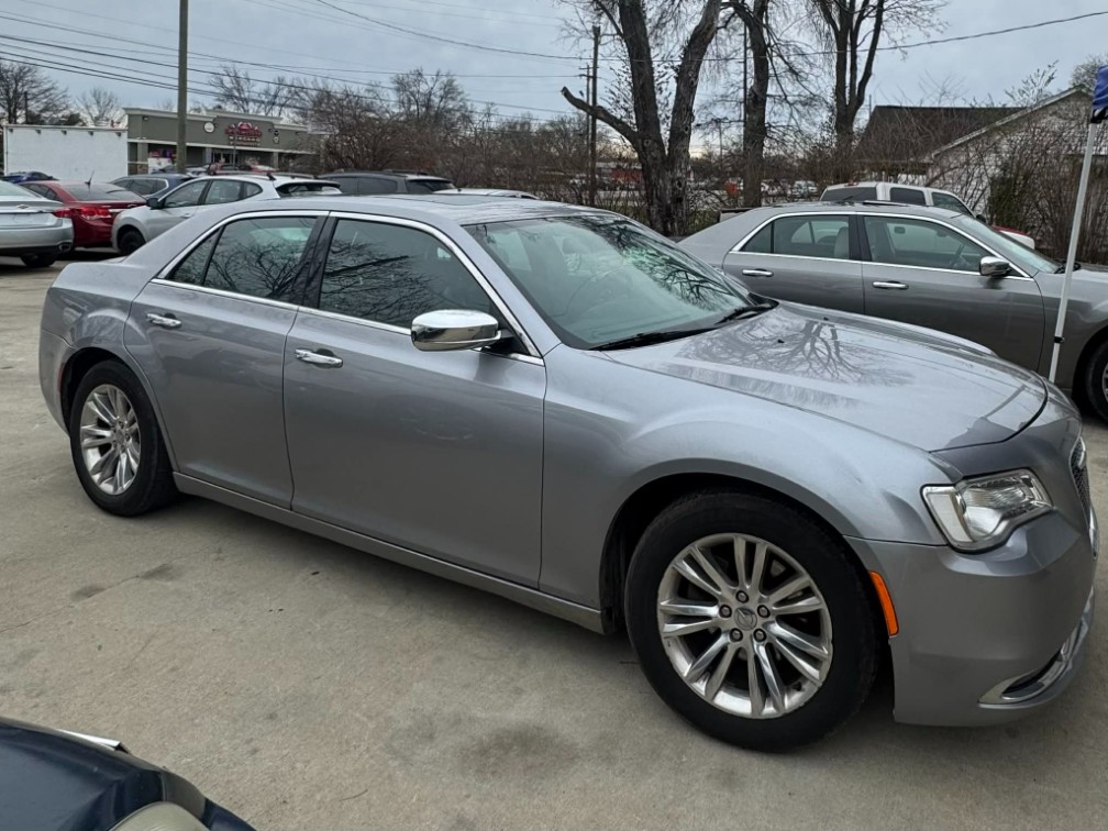2016 Chrysler 300 C
