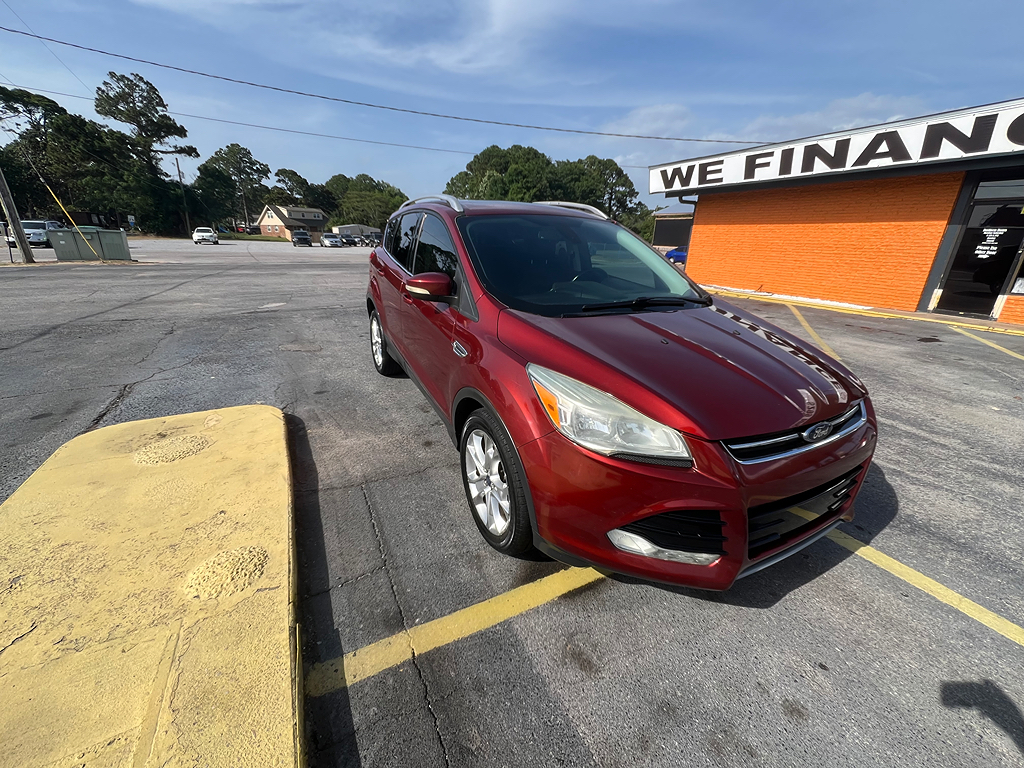 2016 Ford Escape Titanium's photo