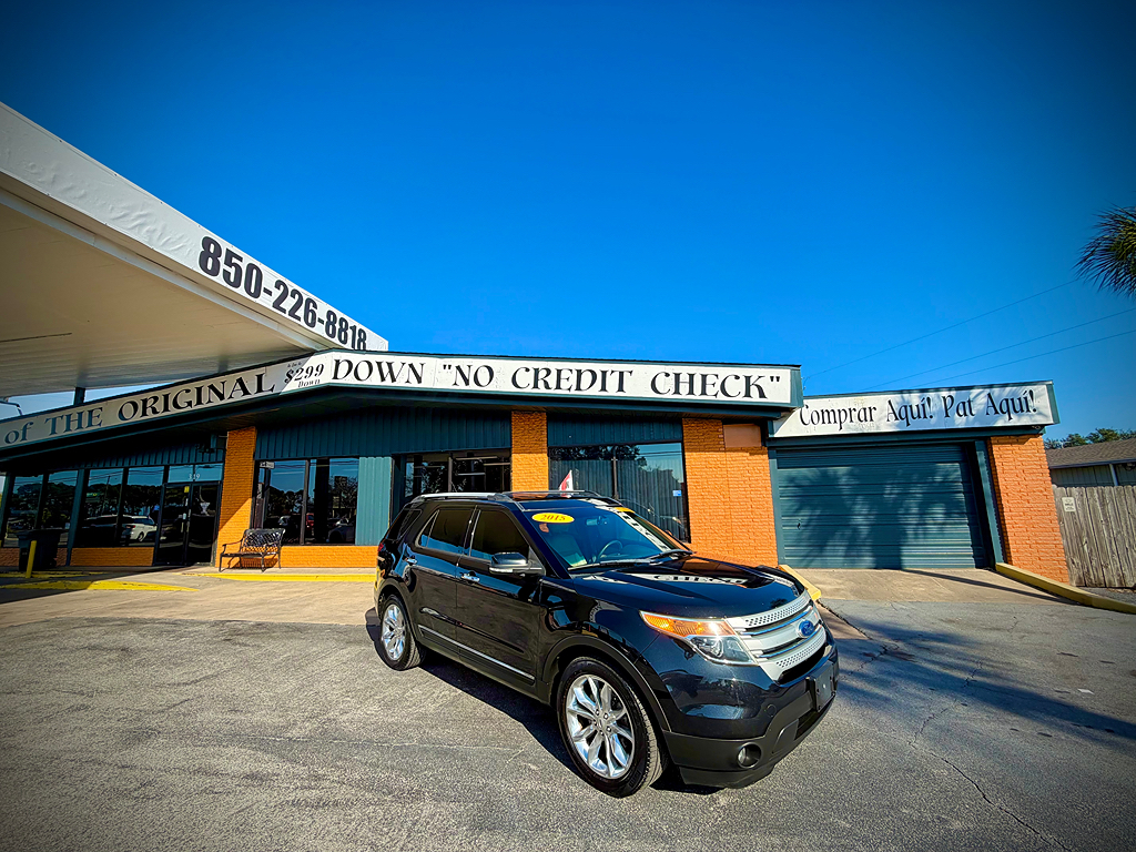 2015 Ford Explorer XLT's photo