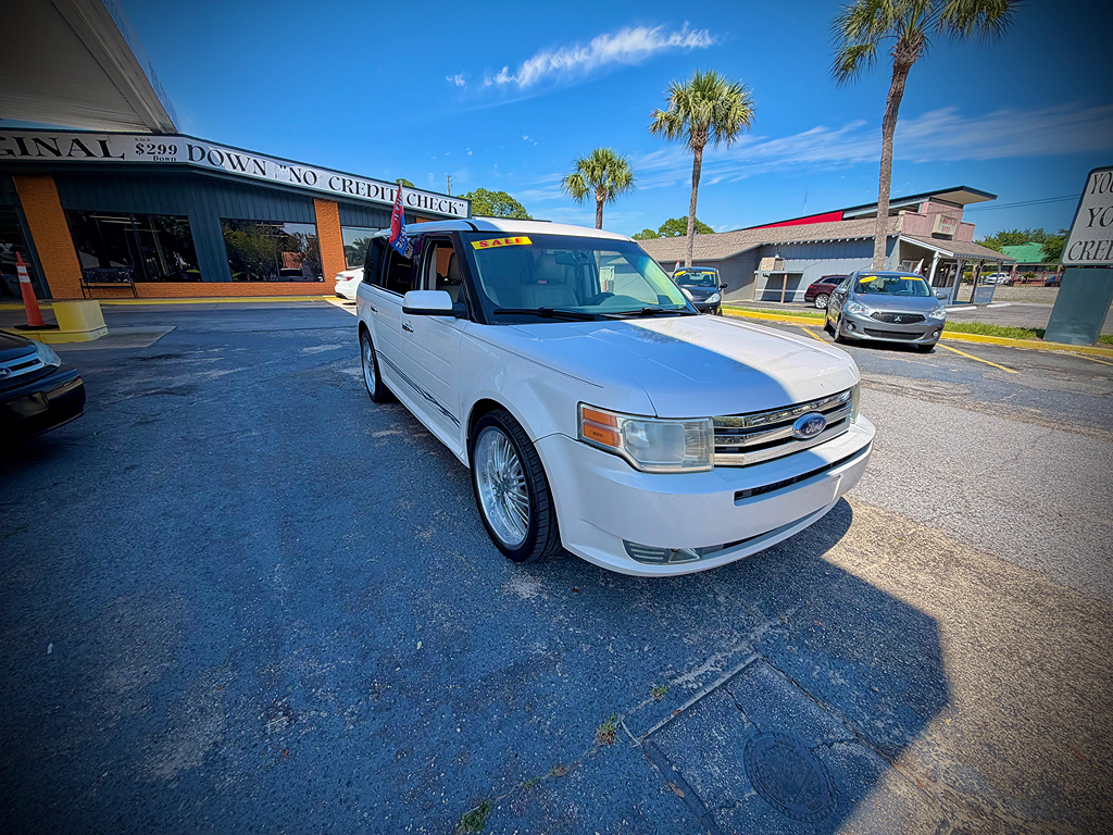 2009 Ford Flex's photo