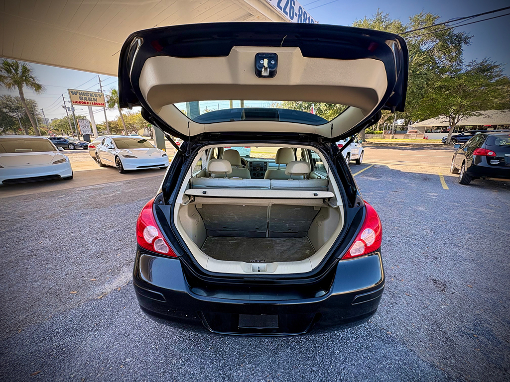 2009 Nissan Versa S - Photo 9