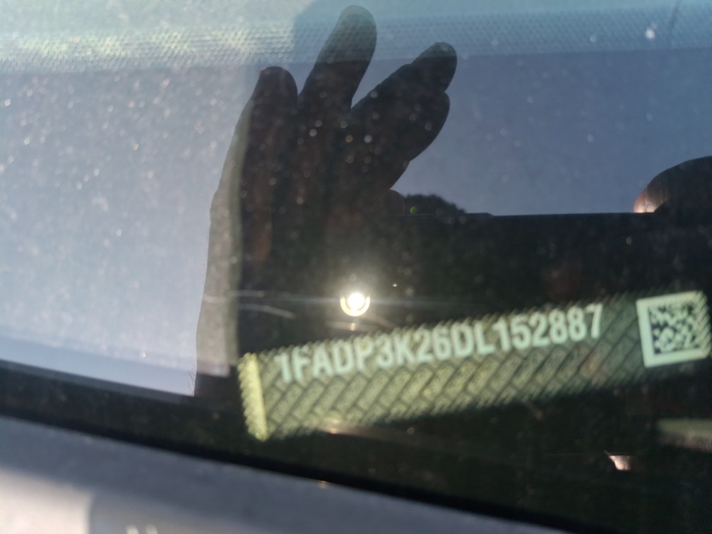 Additional photo of vehicle.